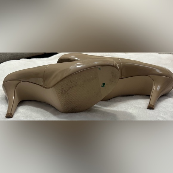 Madden Girl Nude GETTA Mid Heel Platform Pumps Patent Heels Size 9 - Picture 8 of 8